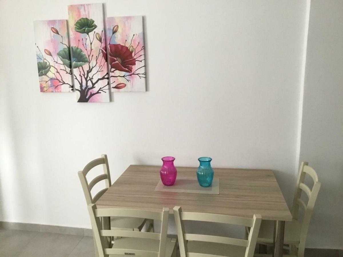 Nikogroup Mona Lisa Appartement Polychrono Buitenkant foto